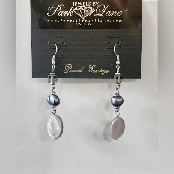 Jewels by Park Lane Earrings - Picture 2 of 4